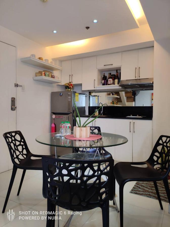 Fort Victoria Condominium Tower C Taguig Bagian luar foto